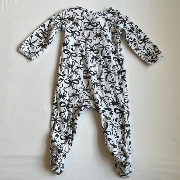 4-piece Carter's Baby Girl Sleep and Play Holiday Set Size 9 Months - Picture 12 of 15